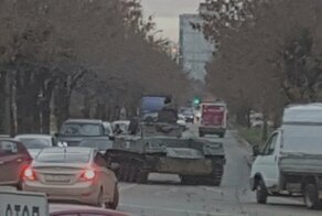 В Костроме БМД врезалась в легковушку