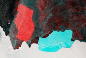 Айсберг размером с Пекин резко развернулся на 90 градусов 