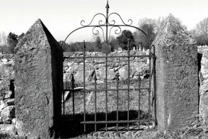 Кладбищенский запрет: правда ли, что нельзя ходить на кладбище по средам?