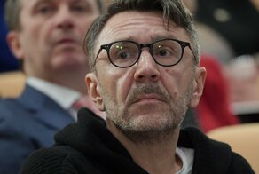 Как Шнуров хотел списать Географический диктант у Шойгу