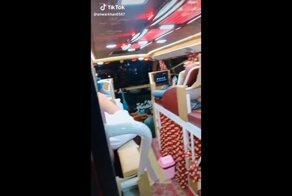 Элитный пакистанский автобус с повышенным комфортом