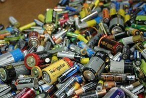 Нас буду штрафовать за выбрасываемые батарейки