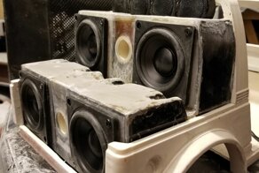 Строю БумБокс на колесах