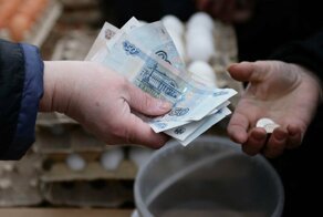 Калининградцам начали запросто раздавать деньги