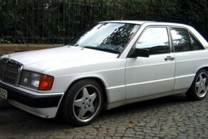 Уникальный хэтчбек Mercedes 190E от немецкго тюнинг-ателье Schulz-Tuning