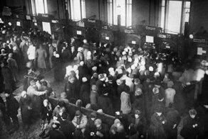 Как выживали безработные в Москве после революции 1917?