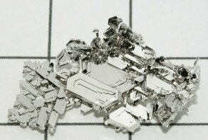 Из-за чего платина ценится выше, чем золото