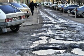 Стали известны города России с самыми плохими дорогами