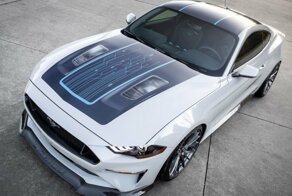 900-сильный электрический Mustang с ручной коробкой передач и жидкостным охлаждением батареи