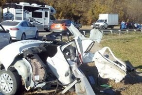 Авария дня. На Кубани Volkswagen разорвало пополам
