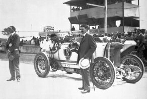 Blitzen Benz — автомобиль-монстр для  преодоления 200-километрового скоростного барьера