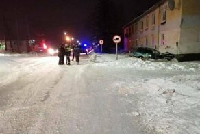 Авария дня. В Якутии водитель сбил ребенка и погиб сам