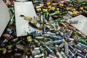 Внезапное обрушение стеллажа с пивом в "Пятерочке"