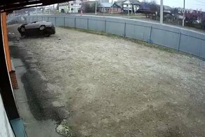 Под Тамбовом водитель "десятки" вылетел с дороги и перевернулся