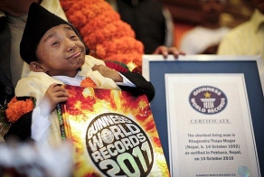 Кагендра Тапа Магар дождался совершеннолетия (11 фото)