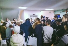 Драки, подкуп, продажа мест: вся Россия стоит в очереди к наркологу из-за приказа Минздрава