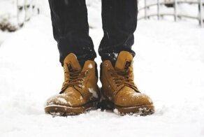 Сезонная неприятность или симптом болезни: почему зимой мерзнут ноги?