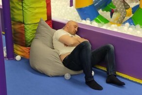 Что происходит, когда дети остаются наедине с отцами