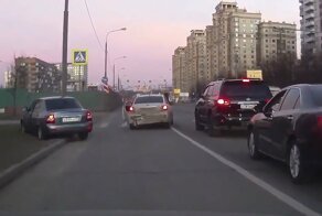Джигит на Приоре попал в ДТП на пешеходном переходе