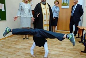 16 колоритных фото с просторов России, не всегда поддающихся логике