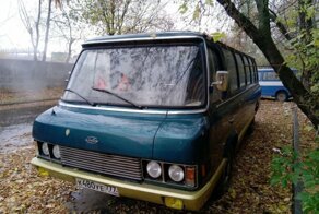 На продажу выставили редчайший микроавтобус ЗИЛ-3207
