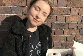 Страдающая анорексией девушка смогла обрести потрясающую форму