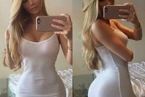 Девушки в мини-юбках
