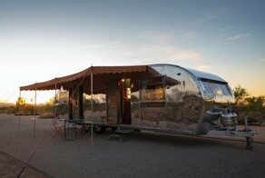 Spartan Spartanette Tandem 131 — роскошный кемпер 1953 года для путешественников во времени