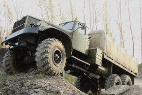 Везде проедет КрАЗ по прозвищу «Лаптёжник»