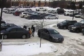 Ограбленную женщину протащили по земле  почти 70 метров