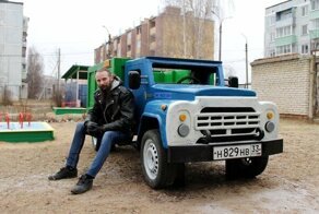 Грузовик, сделаный своими руками, в подарок детскому саду