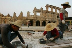 Как китайцы подделывают мировые достопримечательности