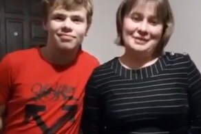 Блогер собрала 1,5 миллиона для мальчика, который оплатил ей проезд