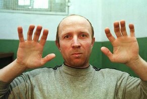 Самый страшный маньяк Украины. Его не могли поймать тысячи милиционеров и армия