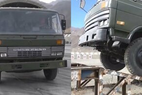 Как в китайской армии водители отрабатывают навыки экстремального вождения