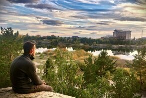 Молодой российский парень просит скинуться ему на квартиру у моря
