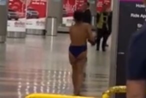 В Майами женщина прошлась голой прямо в аэропорту