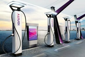 Заряжать электрокары становится менее выгодно, чем заправлять легковушку бензином