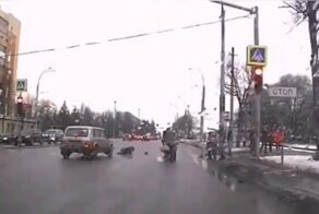 Пешеход всегда прав! Но иногда лучше смотреть по сторонам