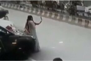 Девушка лишилась телефона из-за своей любви к селфи