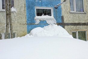 Выпав с 9-го этажа, девушка из Югры отряхнулась и пошла дальше