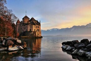 Шильонский замок: воспетый Байороном и Гюго