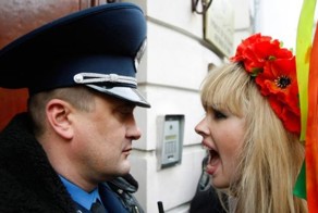 Протесты (50 фото)