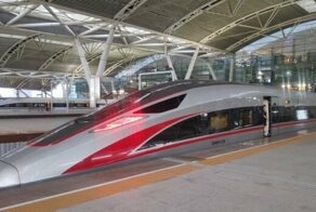 Китайский скоростной поезд или почему мы никогда не станем ближе