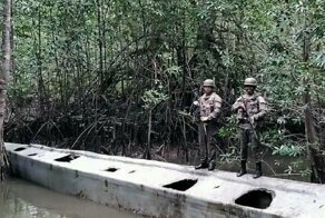 Колумбийские военные поймали нарколодку