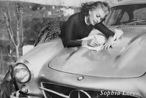 Роскошная Софи Лорен и ее Mercedes-Benz 300SL