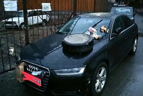 Оставил телефон - получил покрышку: справедливое наказание за хамскую парковку