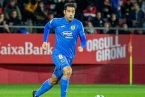 Испанского полузащитника дважды удалили с поля за две минуты