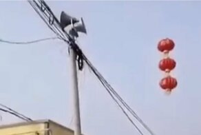 Диктор уснул на своем рабочем месте