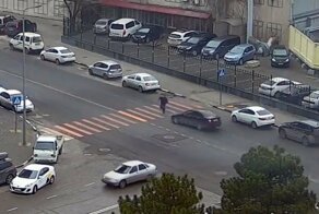 Прокатил на крыше: в Новороссийске сбили пожилого мужчину
